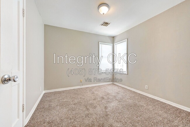 Building Photo - 416 Reed Pl