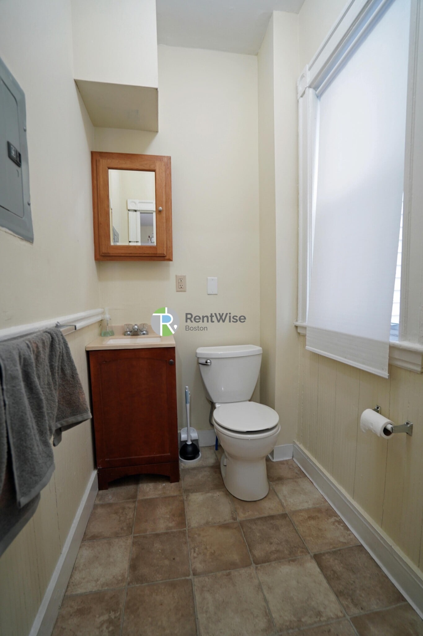 Building Photo - 795 Columbia Rd