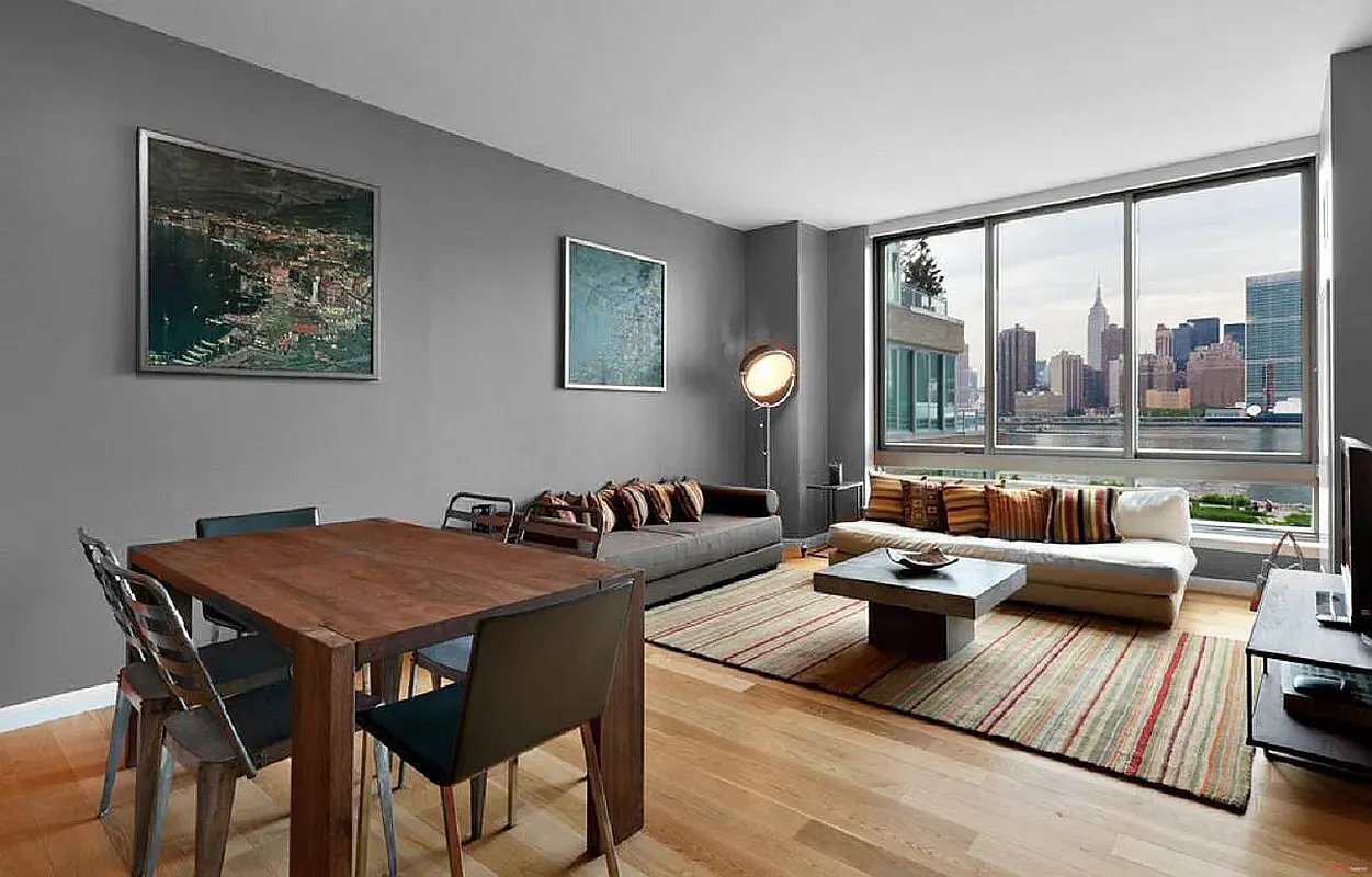 Building Photo - 46-10 Center Blvd