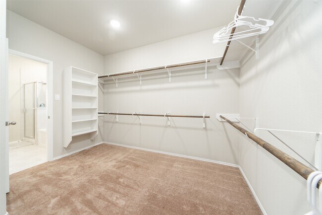 Building Photo - 8723 Arbor Trail Dr