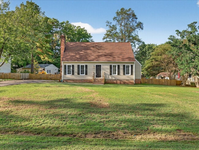 Building Photo - 3512 Castlebury Dr