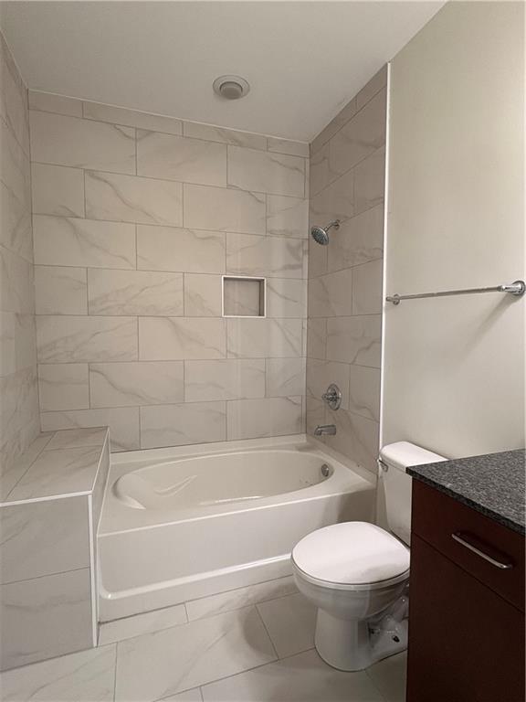 Building Photo - 44 Peachtree Pl NE