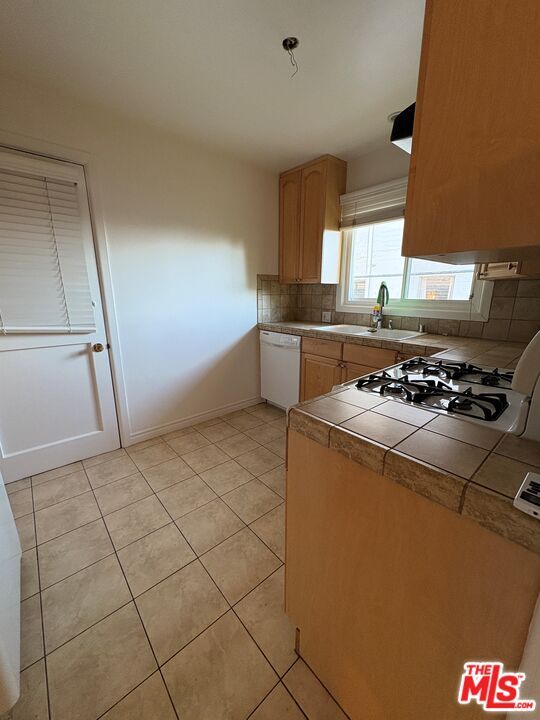 Building Photo - 1217 N Crescent Heights Blvd