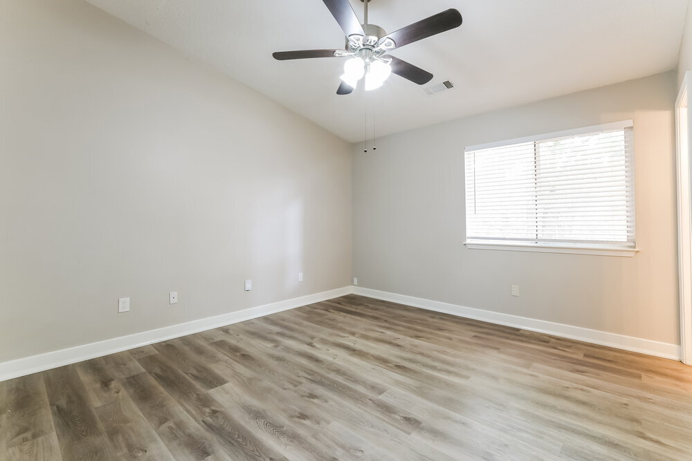 Building Photo - 5175 Sugar Crest Dr