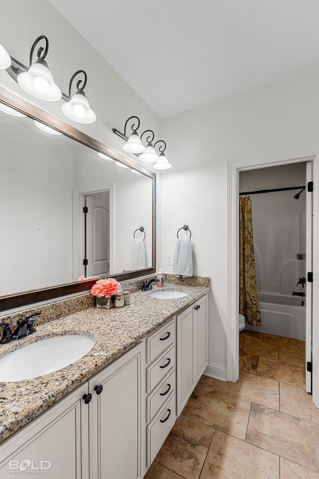 Building Photo - Gorgeous Home For Rent!!