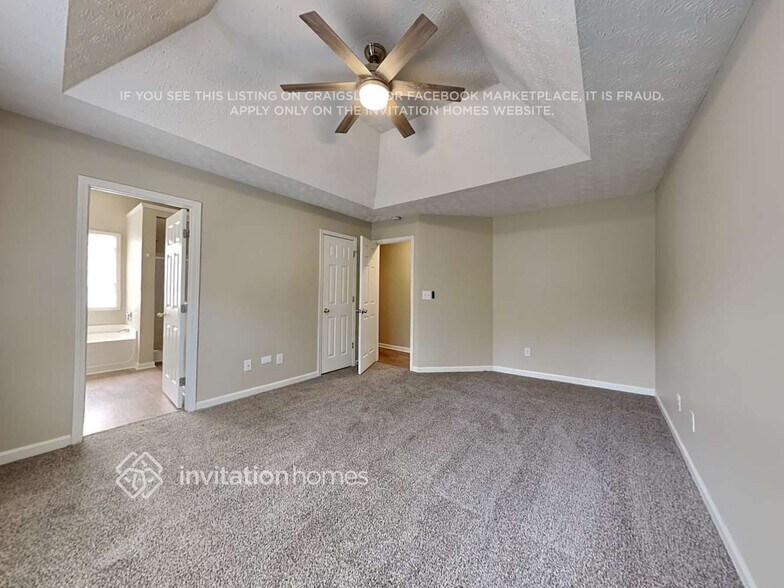 Building Photo - 4465 High Gate Dr NW