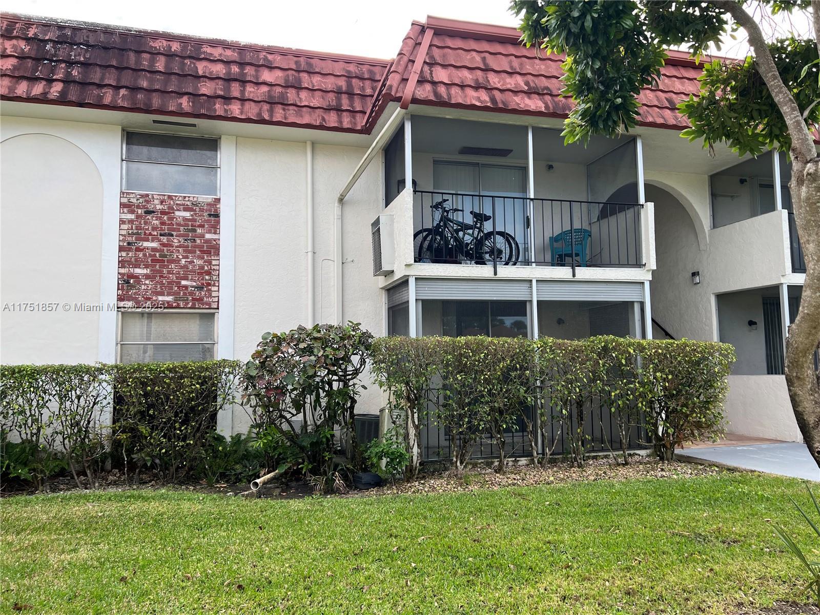 Building Photo - 22785 SW 66th Ave