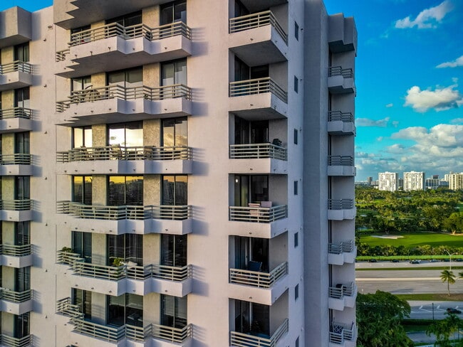 Building Photo - 3300 NE 191st St