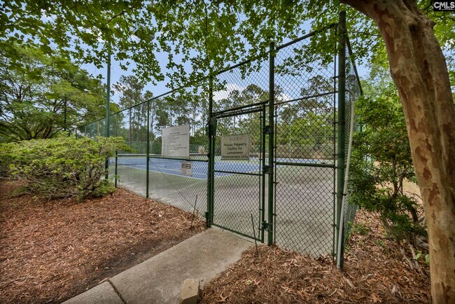 Building Photo - 109 Cotoneaster Dr
