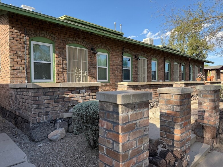 Building Photo - Railroad in Tucson