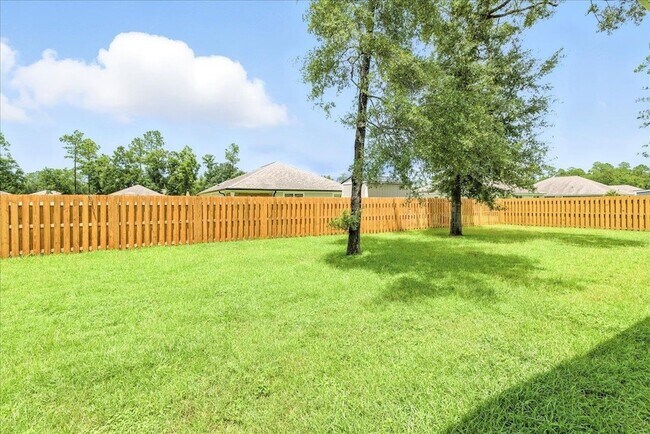 Building Photo - 18 E Sycamore Trl