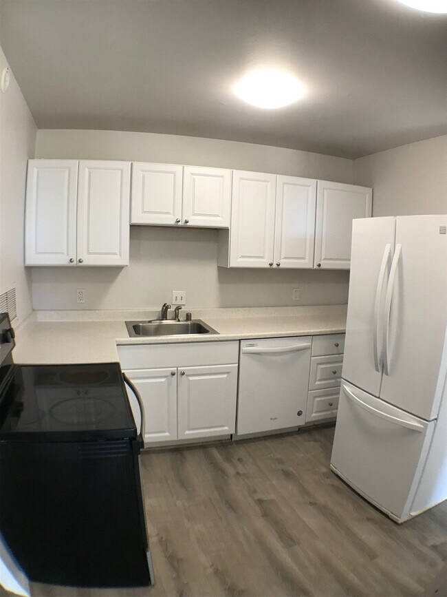 Building Photo - 259NEW