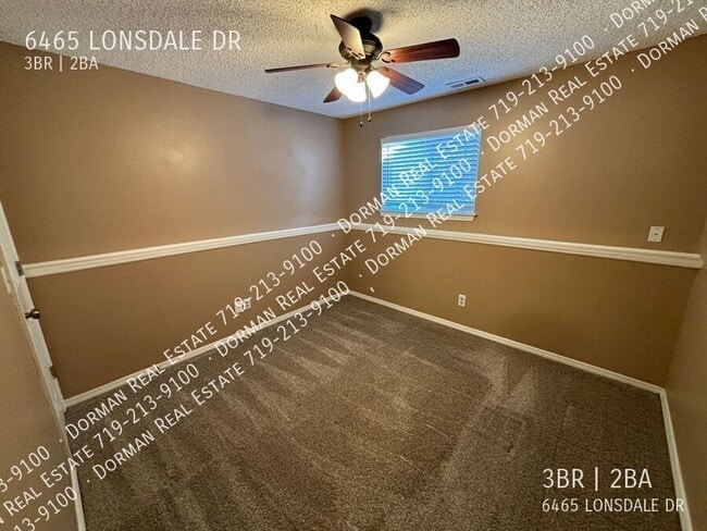 Building Photo - 6465 Lonsdale Dr