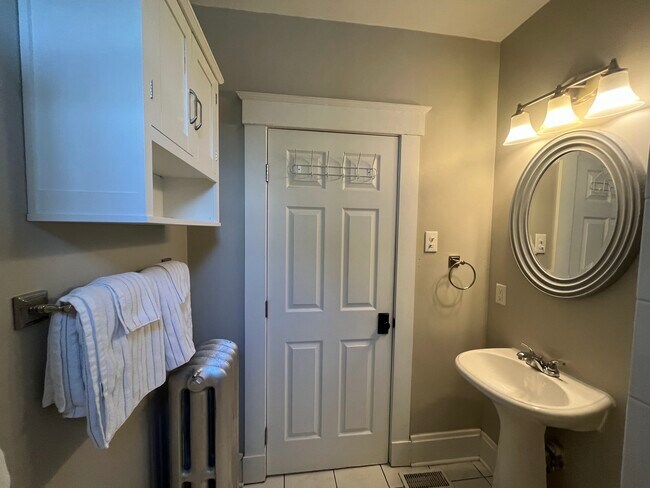 Bathroom 1 - 266 Bodmann Ave