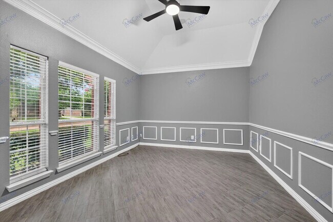 Building Photo - 608 Walnut Hollow Dr