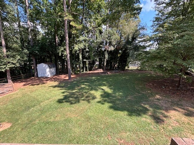 Building Photo - Beautifully Renovated 3-Bedroom, 2-Bath Ranch Home on Full Basement!