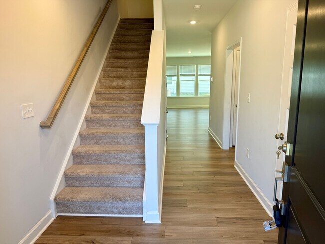 Building Photo - Beautiful 3BR Townhome with Garage in Buckhorn Branch – Clayton, NC