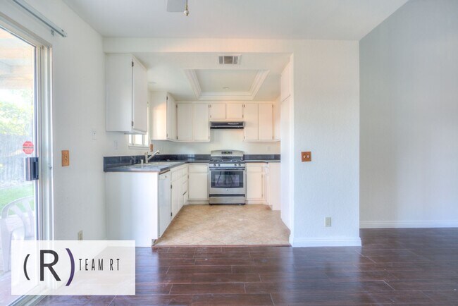 Building Photo - Lovely Single Story Home in Rancho Cucamonga