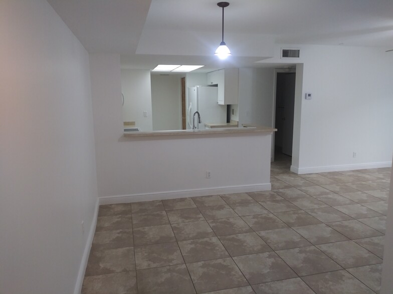 Building Photo - 9022 W Atlantic Blvd