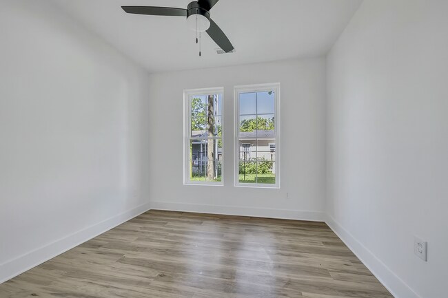 Building Photo - 4BR/4BA New Build in Old Hickory