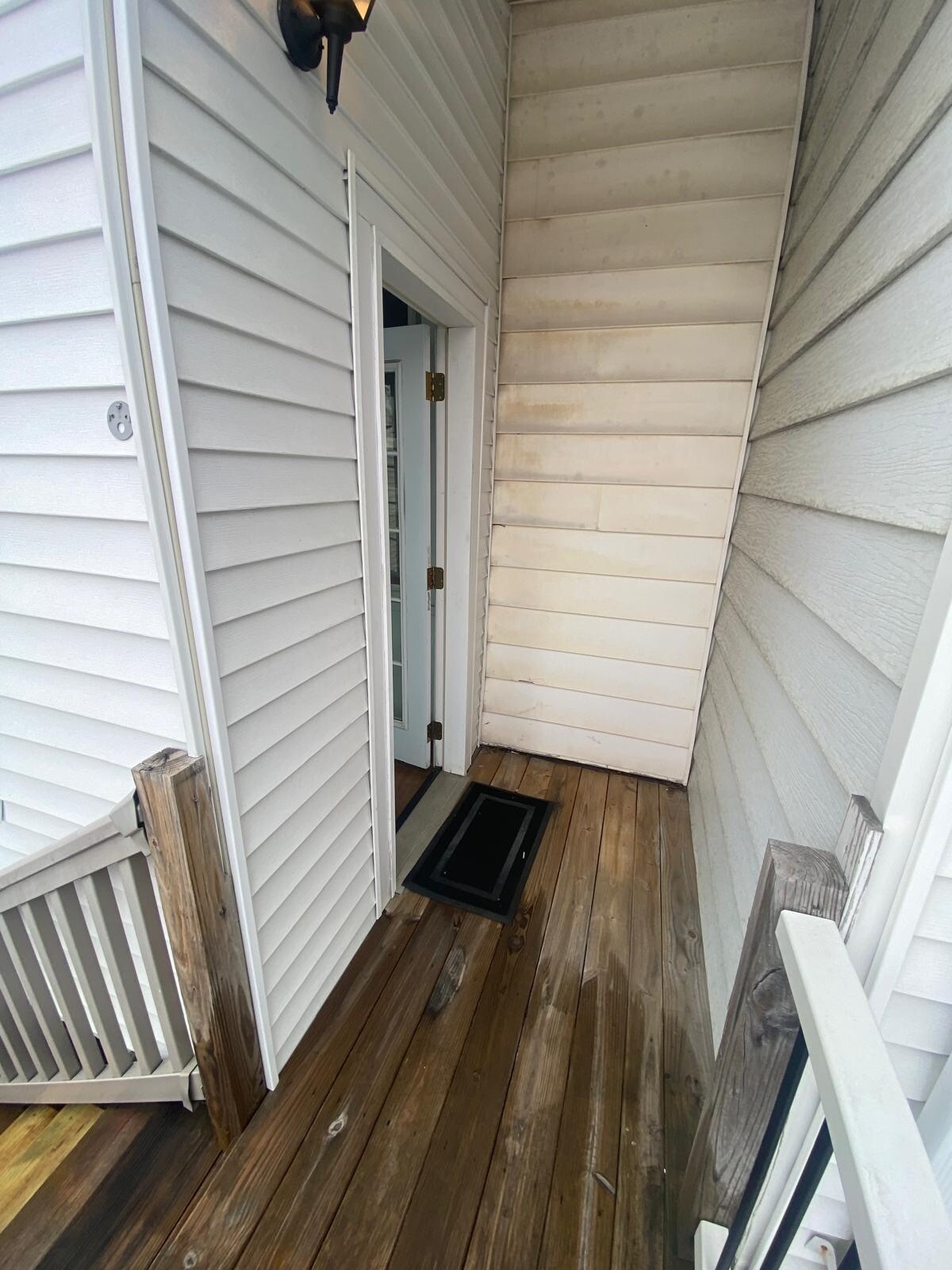 Building Photo - 104 S 4th St