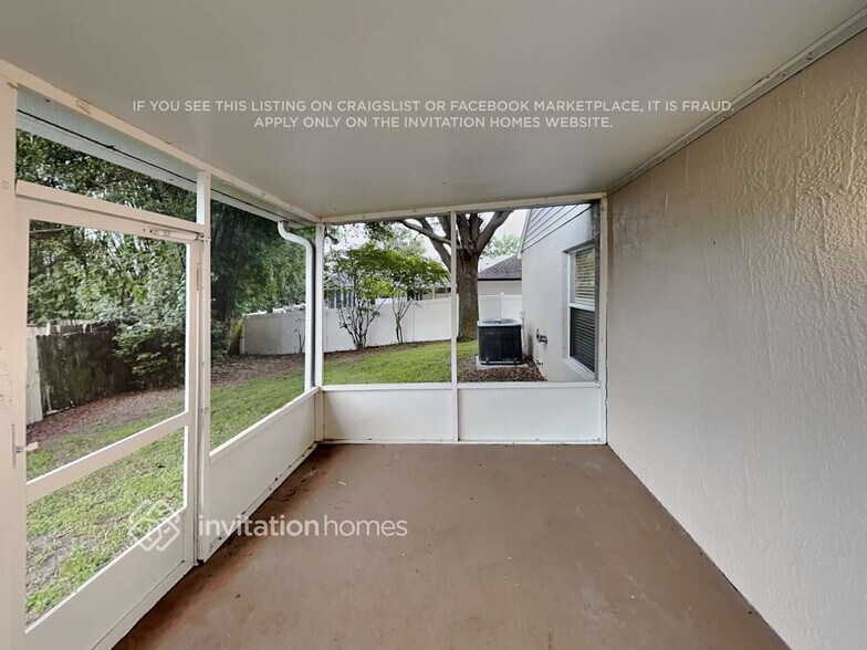 Building Photo - 33 Valleywood Dr