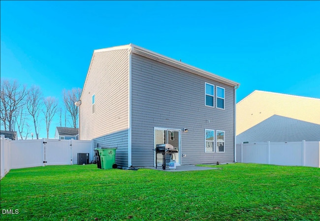 Building Photo - 956 Rift Vly Dr