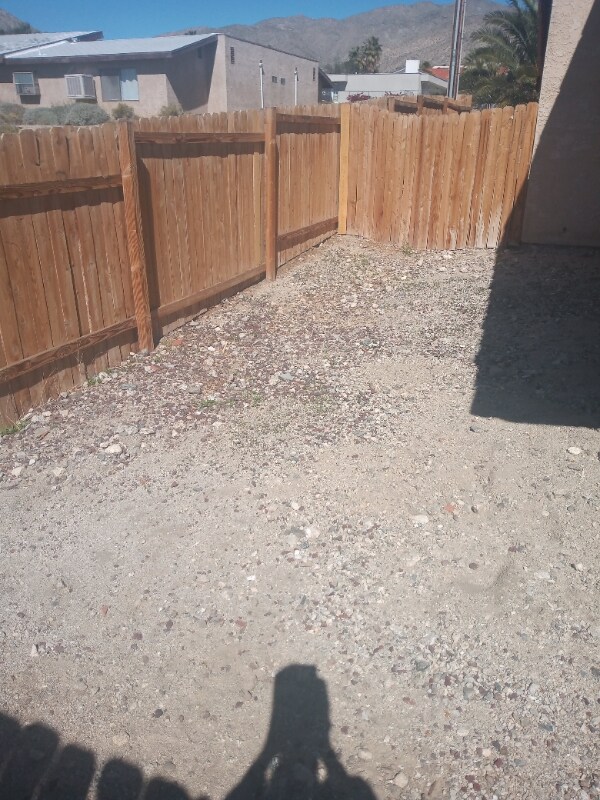 Building Photo - 9591 Palm Dr