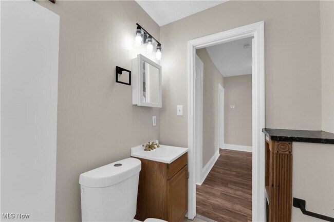 Building Photo - 17604 Mapleboro Ave