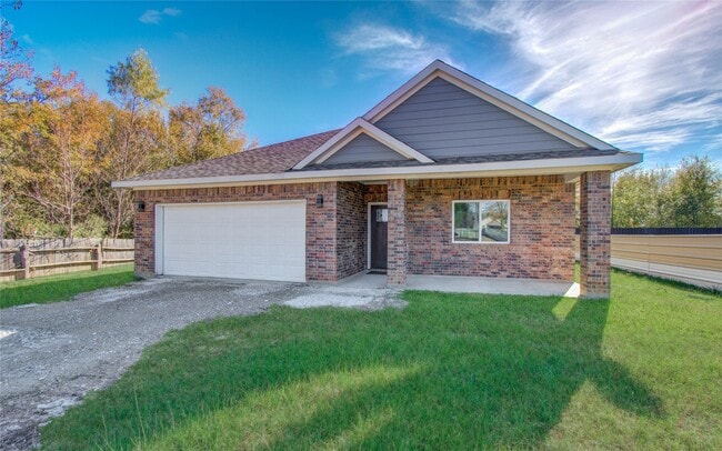 Building Photo - 898 Rd 3556