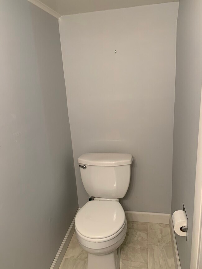 Building Photo - 231 Canal Park Dr