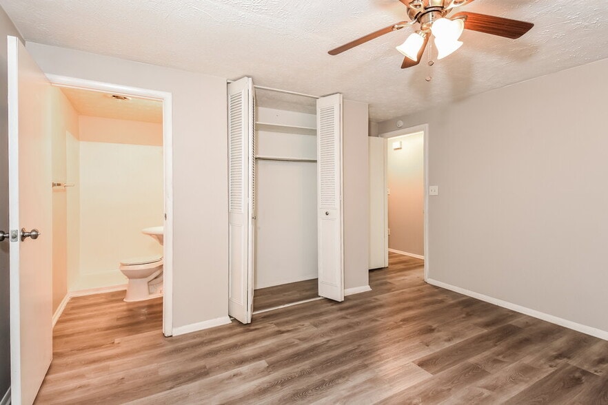 Building Photo - 1860 Suwanee Ridge Ct NW