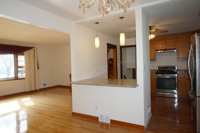 Building Photo - 28 Belmont Dr