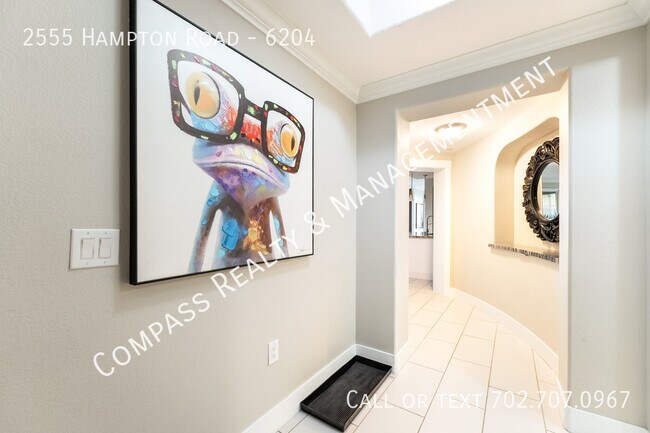 Building Photo - 2555 Hampton Rd