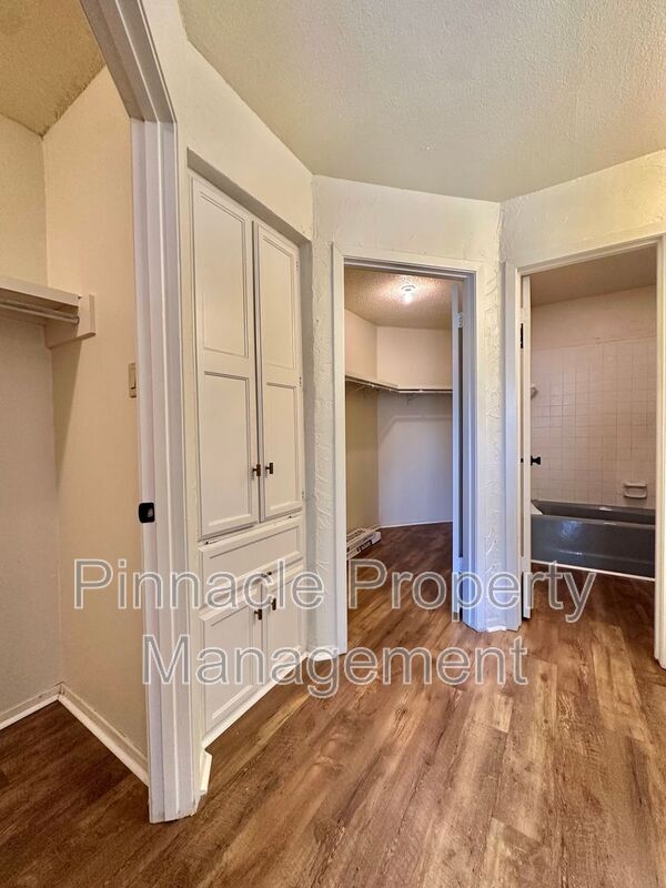 Building Photo - 3602 Gemini Dr