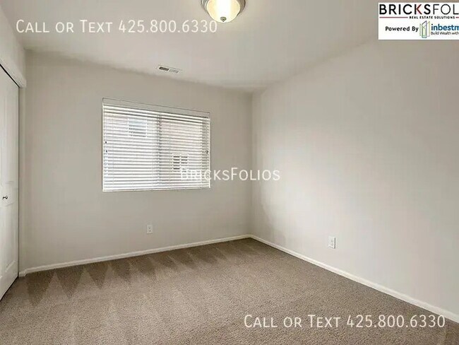 Building Photo - Live Your Best Life in the Heart of Puyall...