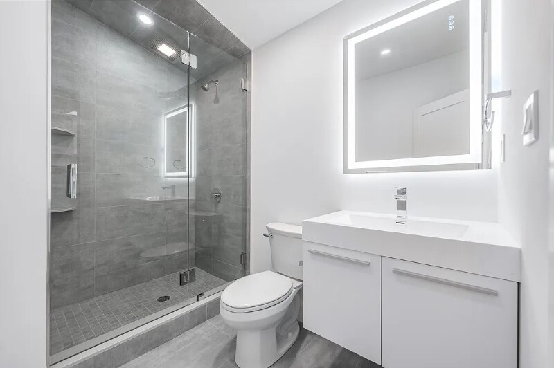 Building Photo - 536 Broadway St