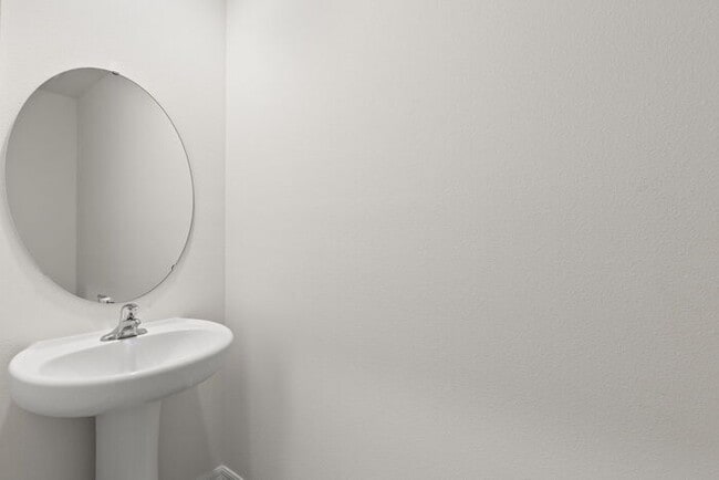 Building Photo - LIKE NEW Townhome For Rent in Mangrove Point!