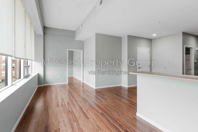 Building Photo - 4100 Lindell Blvd