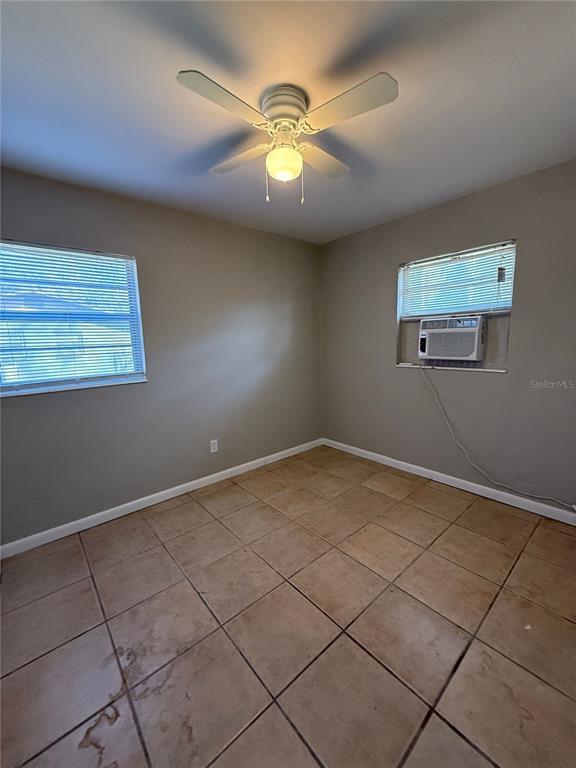 Building Photo - 3801 SW 17th Pl