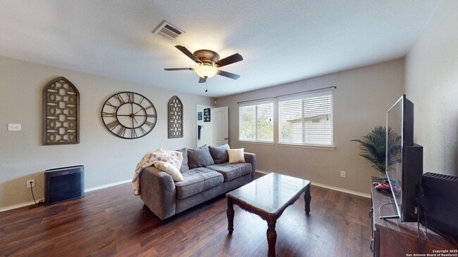 Building Photo - 522 Baltustrol Dr