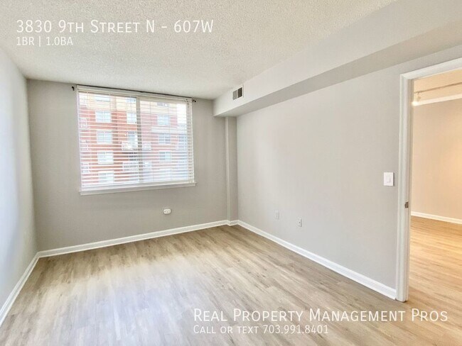 Building Photo - 3830 9th St N