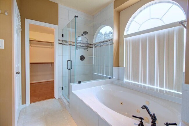 Building Photo - 1226 Rabbs Crossing