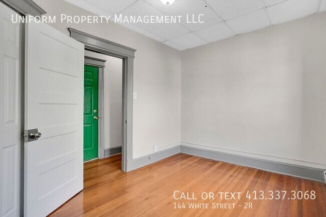 Building Photo - 144 White St