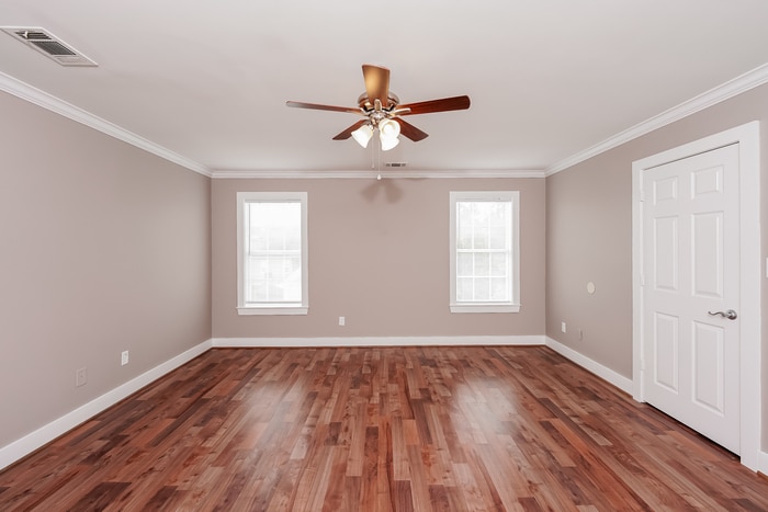Building Photo - 5439 Camellia Ln