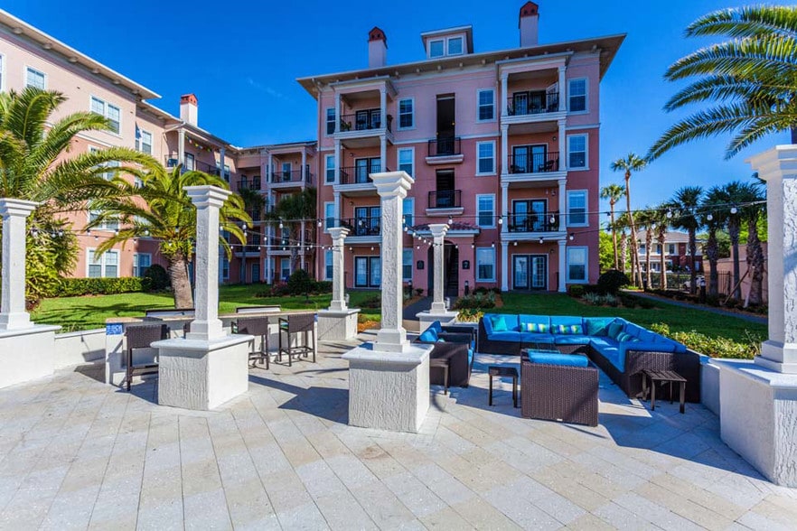 Bell Riverside Jacksonville, FL Apartment Finder