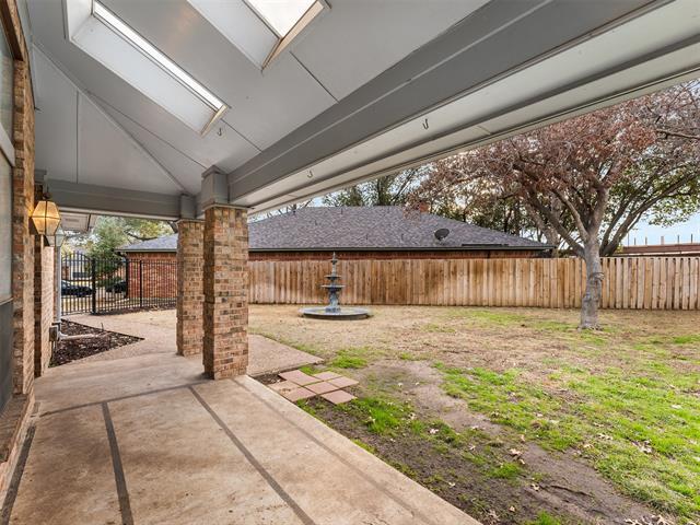 Building Photo - 400 Ricker Ct