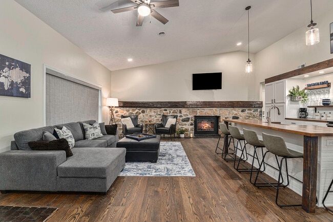 Building Photo - 2506 J Maddy Pky