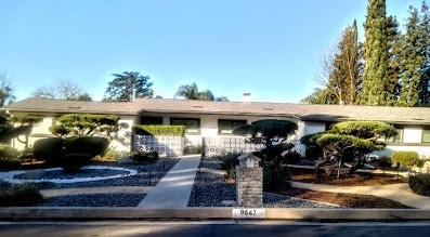 Building Photo - 9647 Vanalden Ave