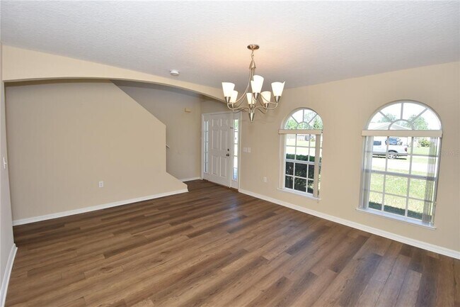 Building Photo - 37 Buttermill Dr